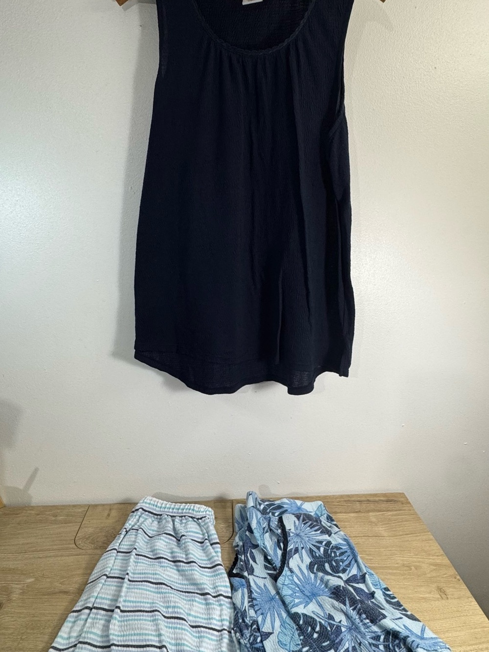 Navy croft and barrow Sleeveless Women's pajamas 2 shorts set size M